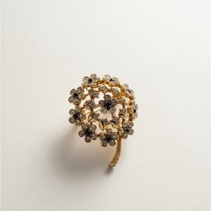 Vintage Har Crystal Floral Brooch – Mid-Century Collectible (1950s–1960s)